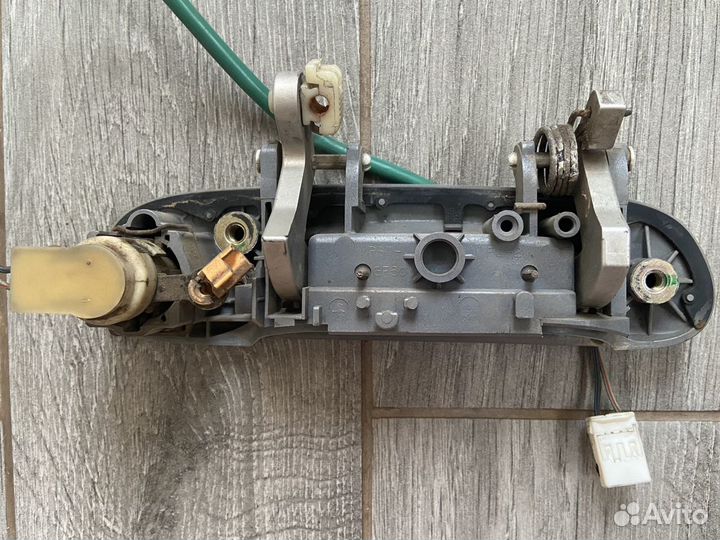 Ручки двери Mazda Protege