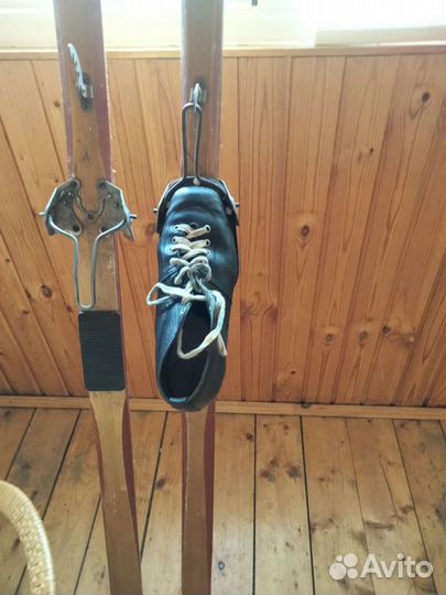 Лыжи винтаж деревянные СССР с ботинками