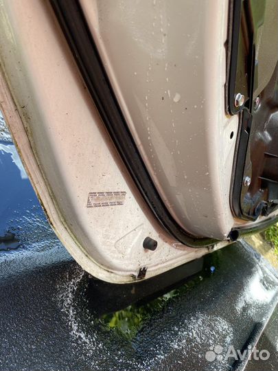 Дверь задняя левая белая Mazda 3 BK 5D хэтчбек