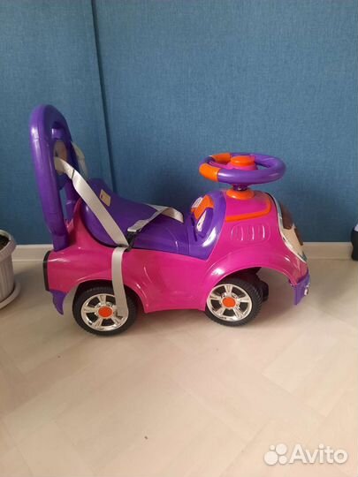 Машинка каталка толокар