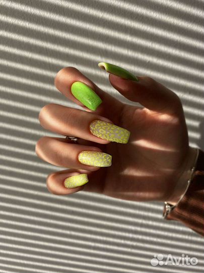 Маникюр на дому