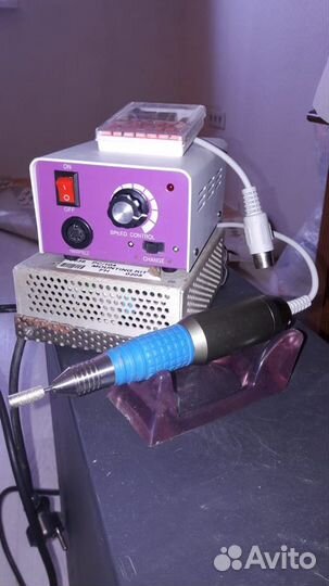 Аппарат для маникюра и педикюра