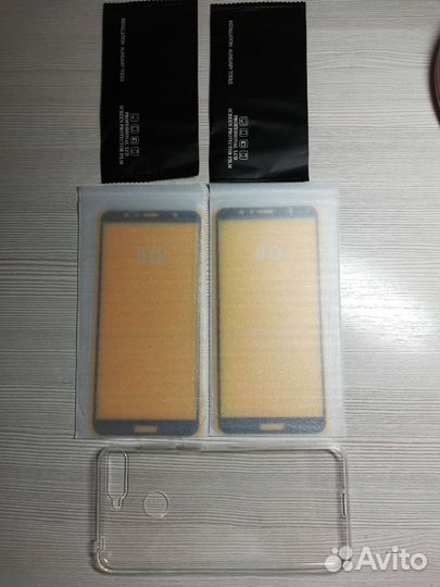 Защитное стекло и чехол силиконовый на телефон