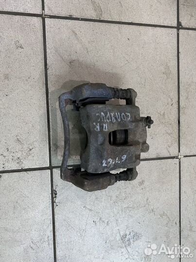 Тормозной суппорт передний правый Hyundai Solaris