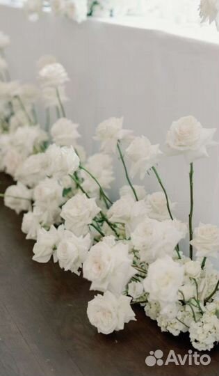 Цветы на президиум молодых и не только