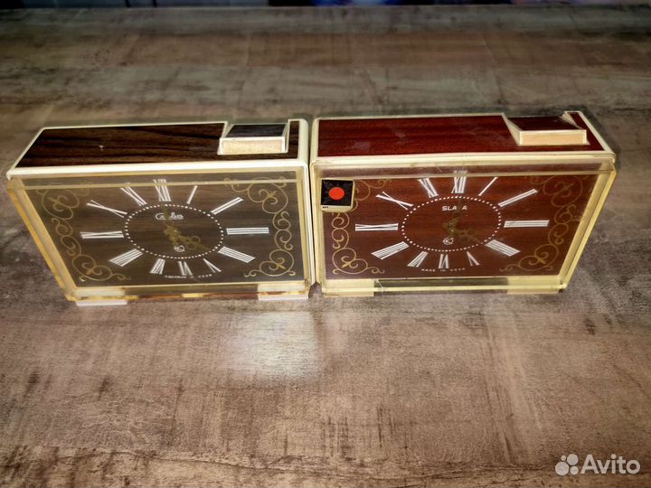 Электромеханические часы 