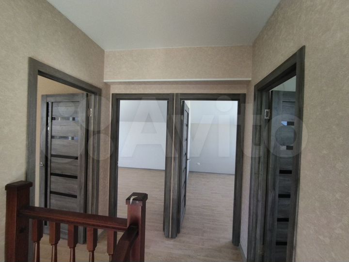 Коттедж 160 м² на участке 8 сот.