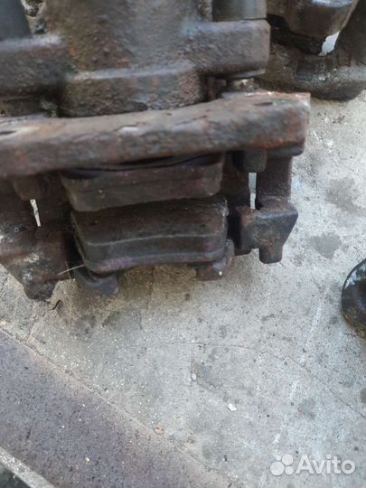 Суппорта вольво хс90