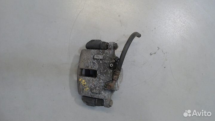 Суппорт SsangYong Musso, 1996