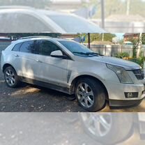 Cadillac SRX 3.0 AT, 2011, битый, 190 000 �км, с пробегом, цена 750 000 руб.