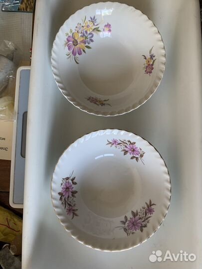 Фарфоровые тарелки