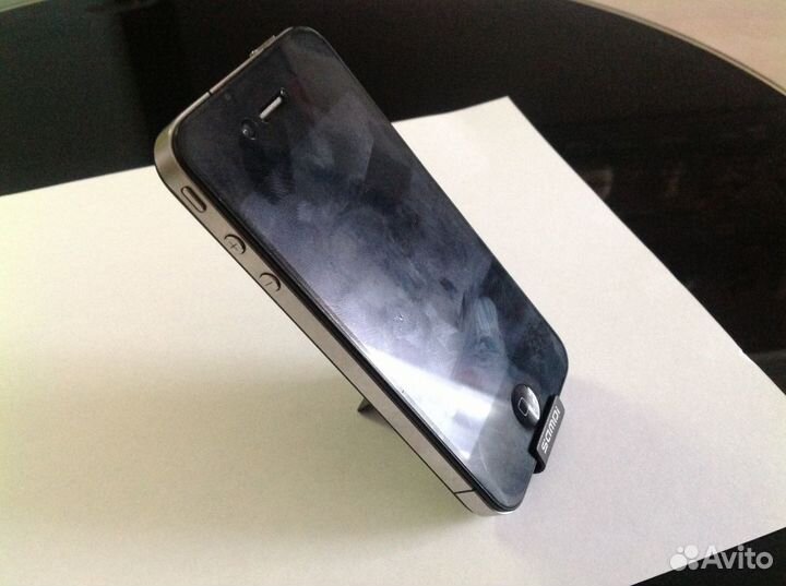 Подставка под телефон