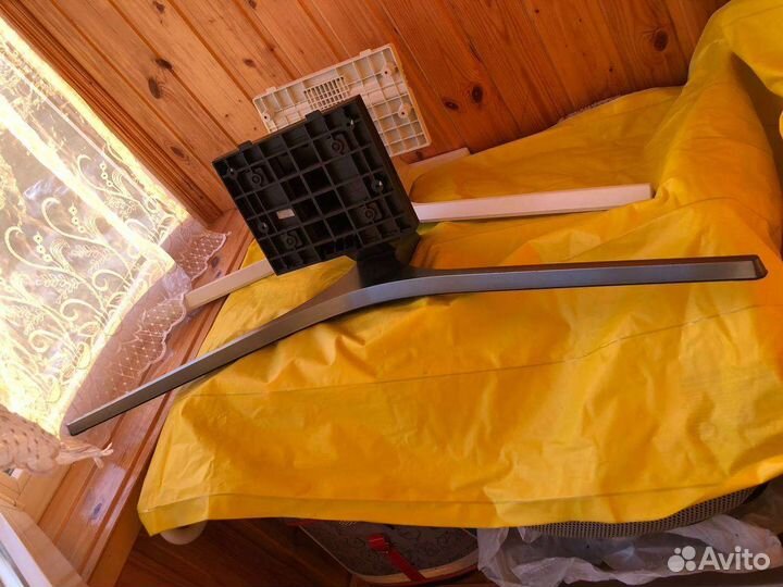 Стойка для телевизора