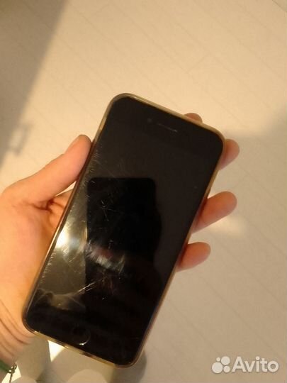 iPhone 7, 32 ГБ