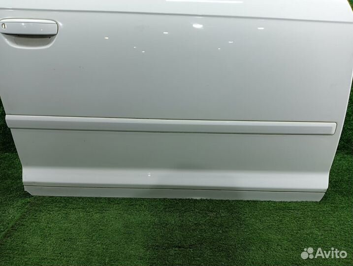 Дверь передняя правая Audi S3 8P A3 8P Код краски: