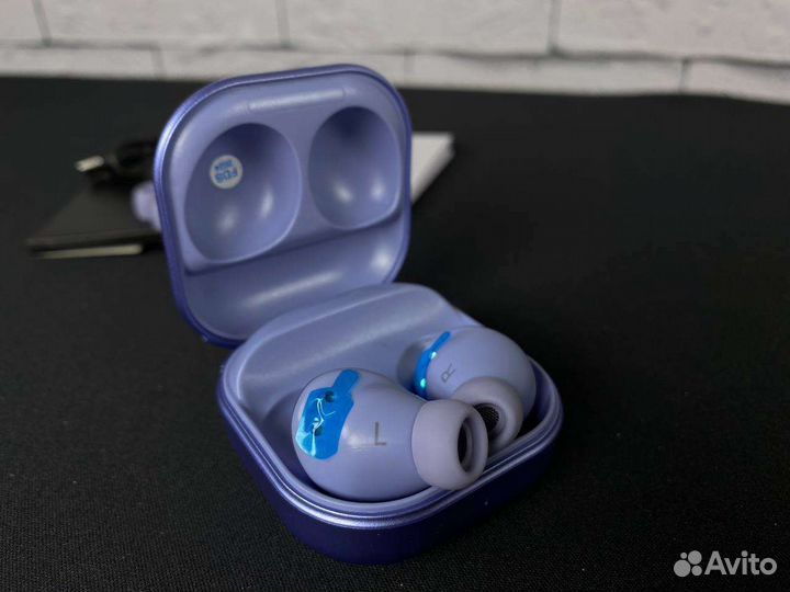 Samsung galaxy buds Про фиолетовые