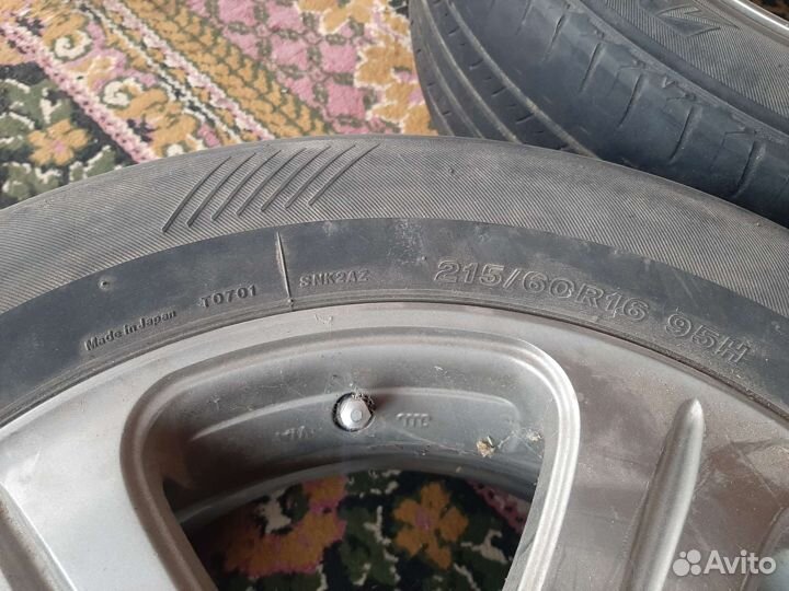 Bridgestone Blizzak LT 215/60 R16 95H