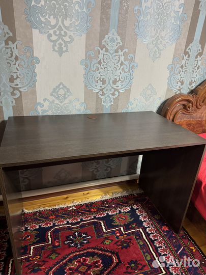 Компьютерный стол новый