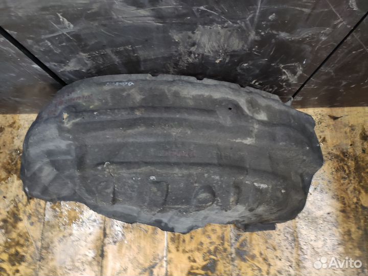 Подкрылок задний правый Mitsubishi Outlander 3