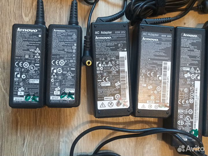 Блок питания для ноутбука Lenovo 40, 65, 90 Watt