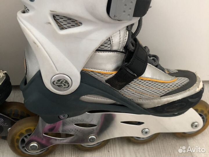 Ролики с защитой розового цвета