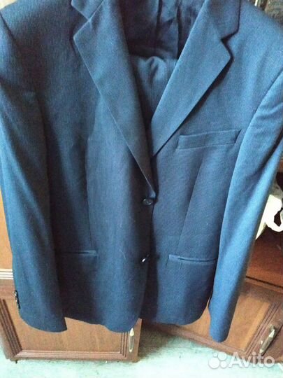 Костюм на мальчика: пиджак и брюки