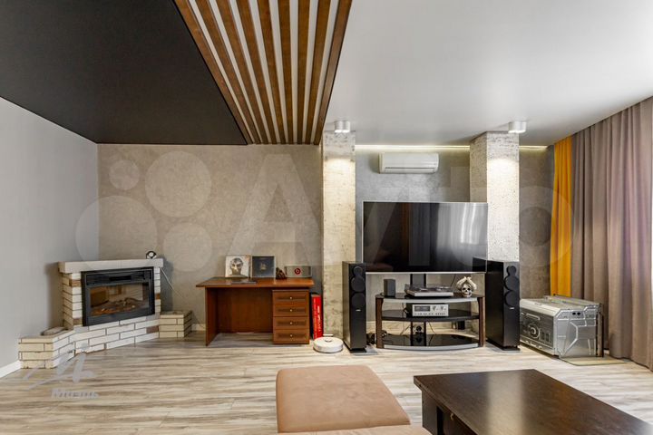 3-к. квартира, 126,3 м², 10/16 эт.