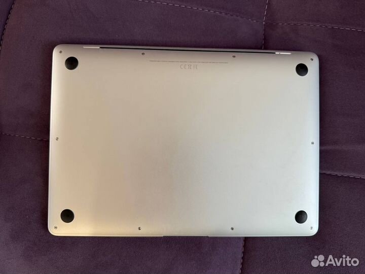 Apple MacBook AIR A2337 13.3” Идеальное состояние