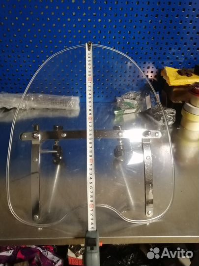 Стекло лобовое для мотоцикла универсальное