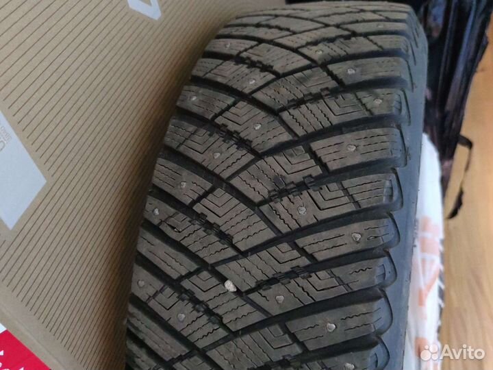 Sebring Grip T1 235/55 R19