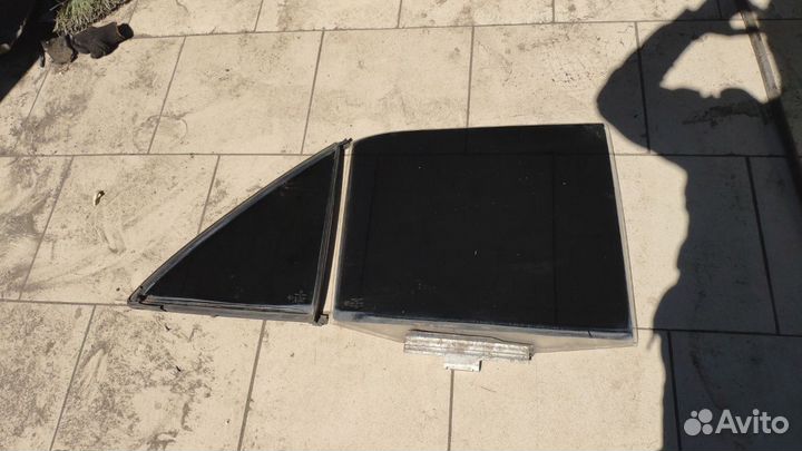 Стекло двери mercedes benz w201 190