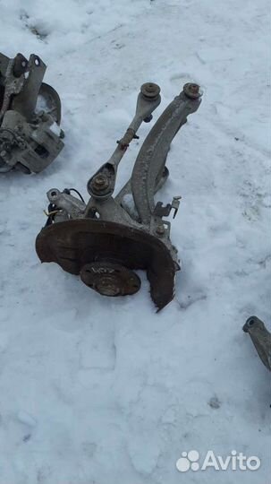 Ступица задняя Peugeot 407