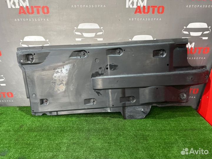 Защита днища кузова правая Volkswagen Polo 5