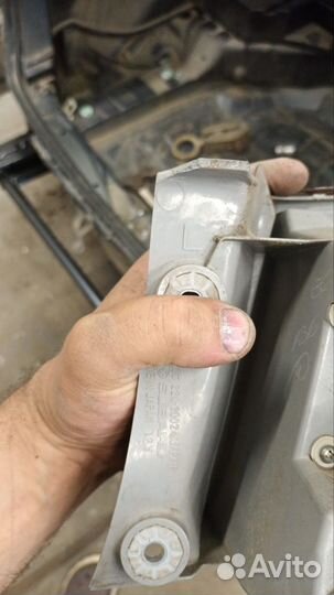 Фара задняя Subaru Impreza GH# левая