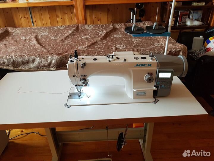 Промышленная швейная машина Jack JK-6380EHC-4Q