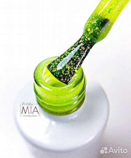 Гель-лак c блестками в ассортименте