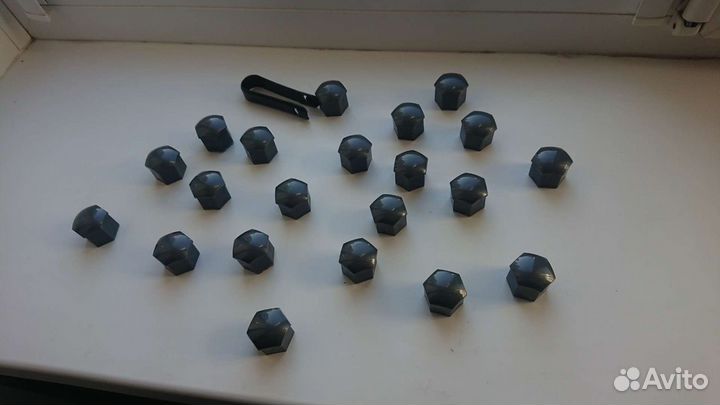 Заглушки черно серые на болты 19