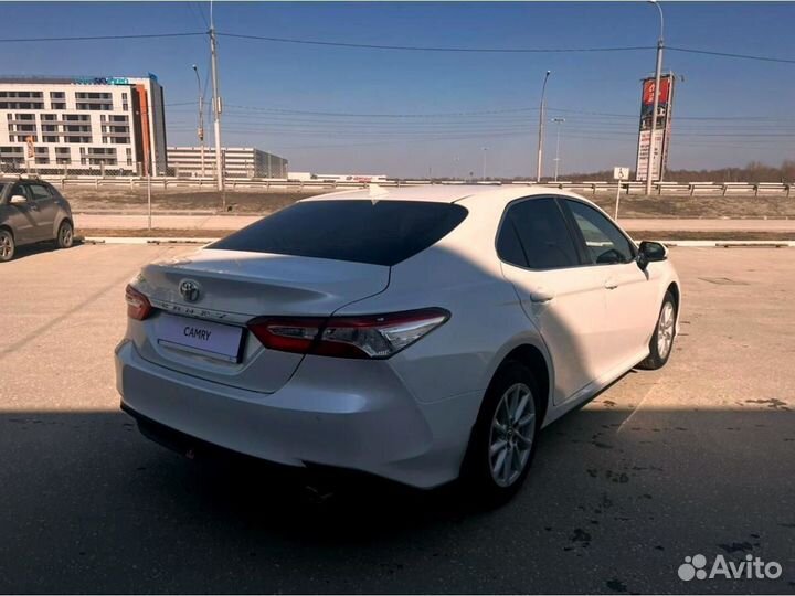 Toyota Camry, 2023