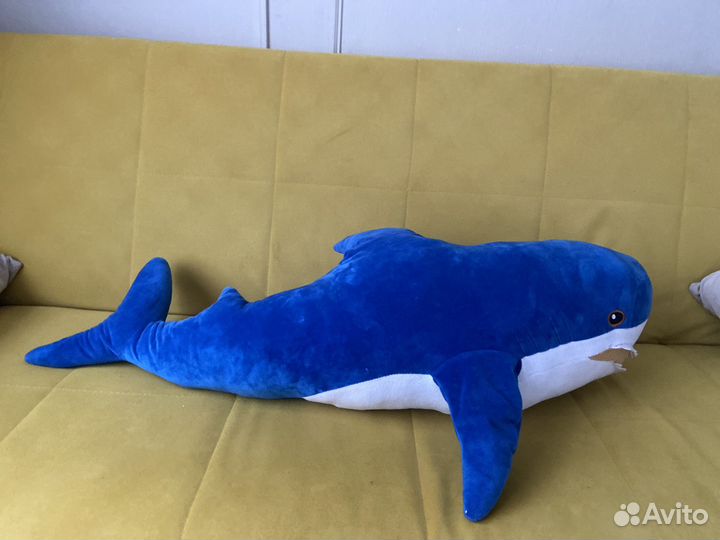 Плюшевая акула