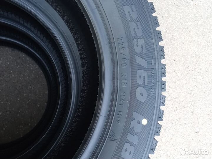 Pirelli Formula Ice 225/60 R18 104T