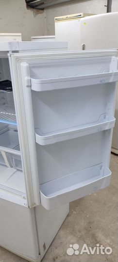 Холодильник indesit sb150