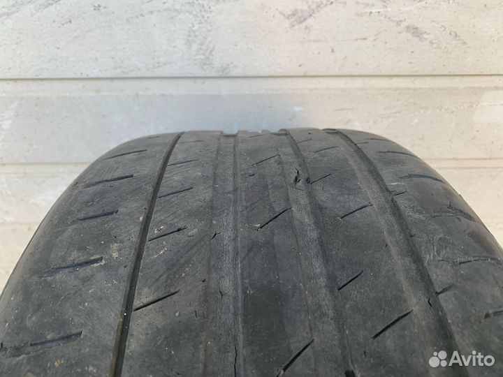 Continental ContiSportContact 3 235/35 R19 ZR