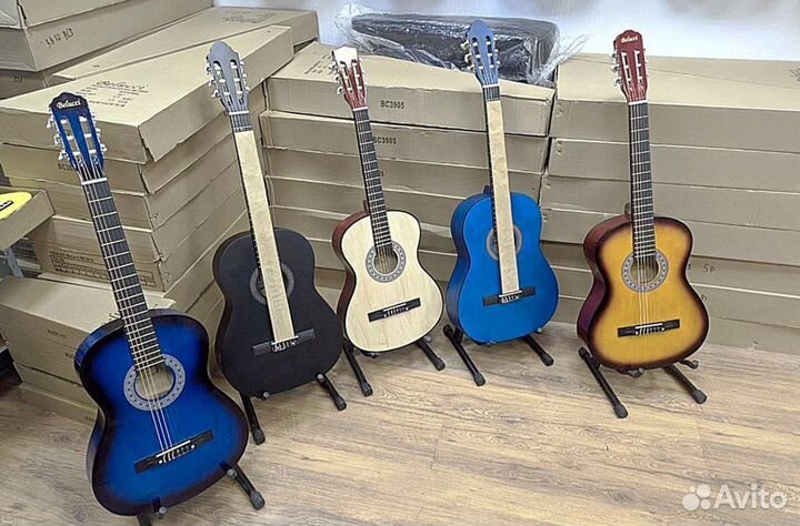 Классическая гитара Belucci