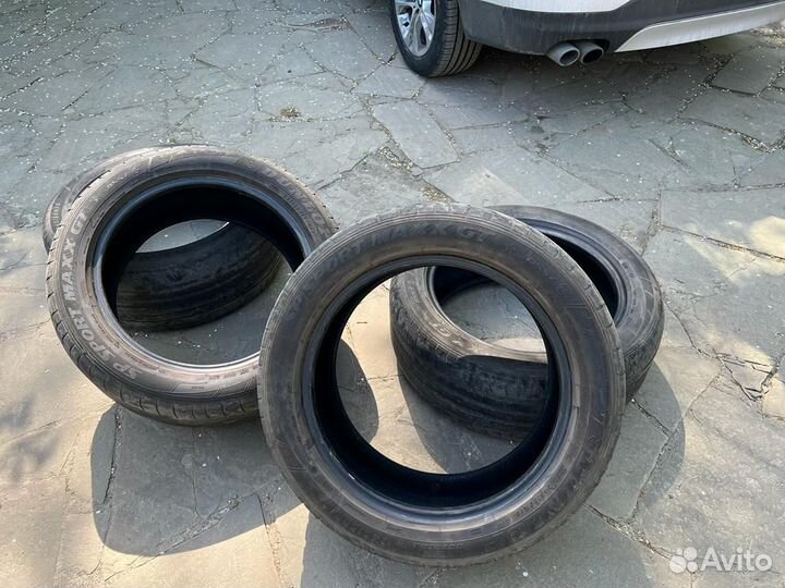Продаю покрышки для бмв Х4 ранфлэт Dunlop245\50\18