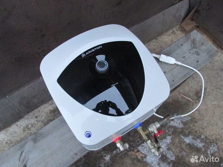 Водонагреватель ariston 15л