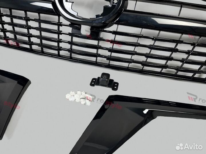 Решетка радиатора Land Cruiser 200 с16г S2732