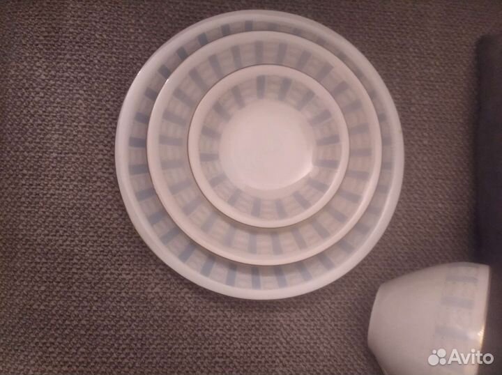 Чашка розетка блюдце тарелка
