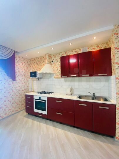 2-к. квартира, 70 м², 9/9 эт.