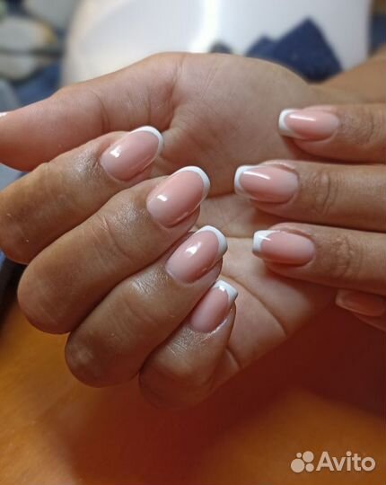 Маникюр с покрытием гель лак и наращивание ногтей