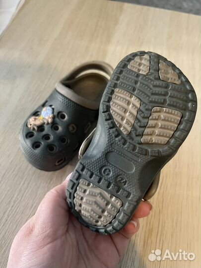 Сандалии crocs с24